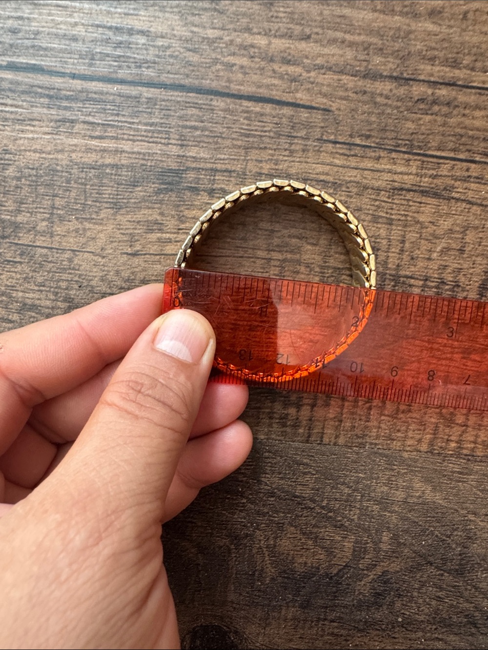Vintage Gold-Tone Stretch Link Bracelet for Women - Classic Elastic Band - Picture 6 of 6